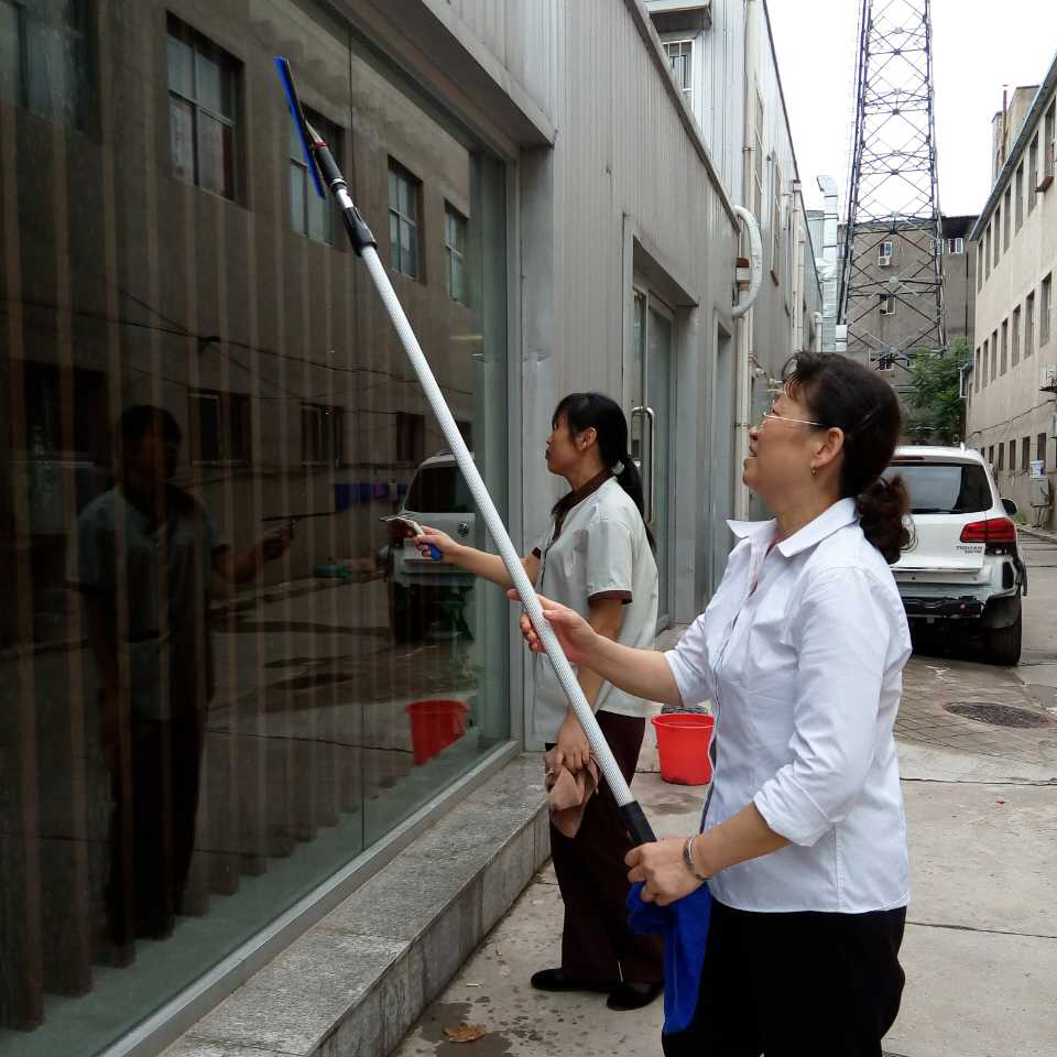 汽車(chē)店保潔 汽車(chē)店保潔