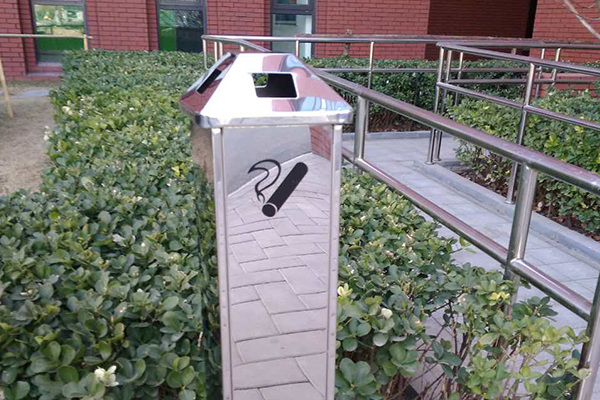 科技園外圍垃圾箱保潔 科技園外圍垃圾箱保潔